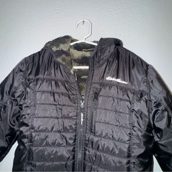 Kids Eddie Bauer Reversible Black & Camo Puffer Jacket - Picture 3 of 12
